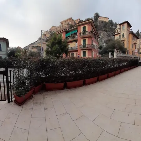 Casa Conchiglia Apartment *